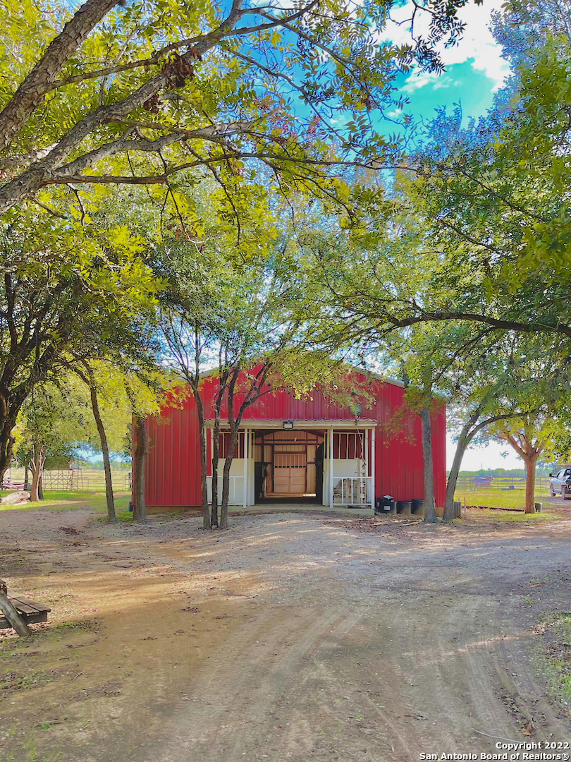 10671 BRIGGS RD, Atascosa, TX 78002 — photo 1