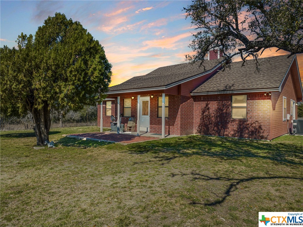 7402 CR 137, Gatesville, TX 76528 — photo 1