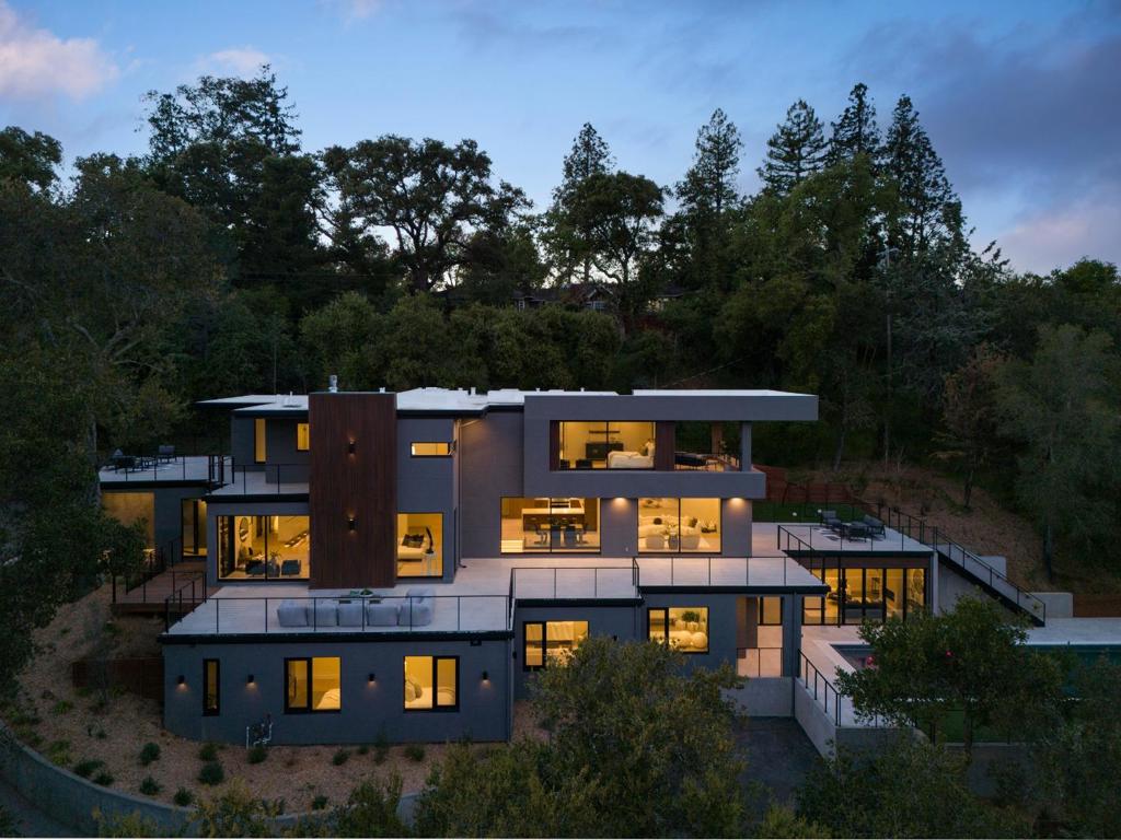 19351 Redberry Drive, Los Gatos, CA 95030 — photo 1