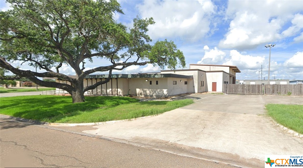 205 Profit Drive, Victoria, TX 77901 — photo 1