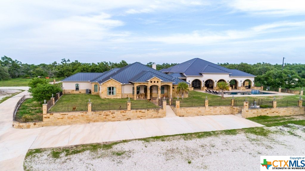 761 Allison Lane, San Marcos, TX 78666 — photo 1