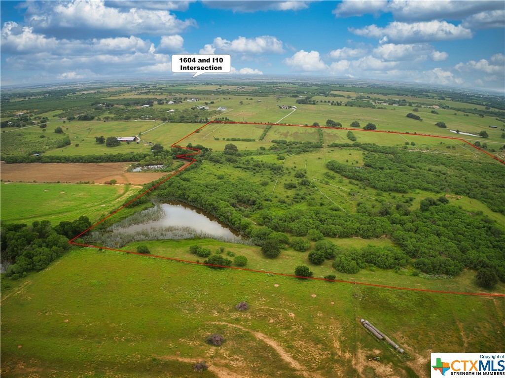 000 La Vernia Road, Adkins, TX 78101 — photo 1