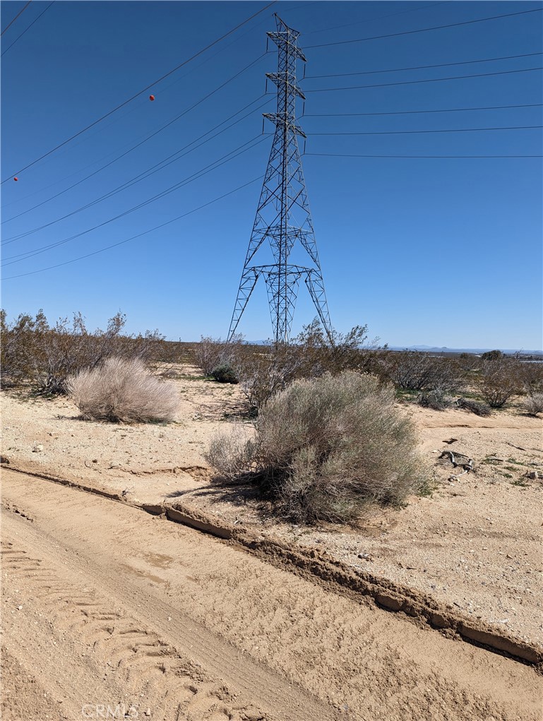 1 Unknown, Unknown, CA 93501 — photo 1