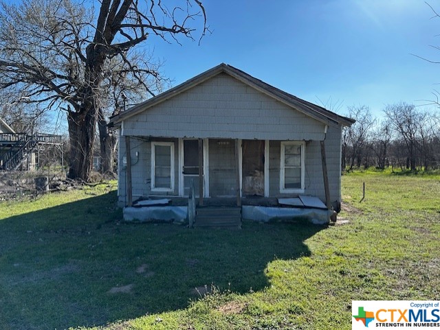 1705 W 12th Street, Cameron, TX 76520 — photo 1