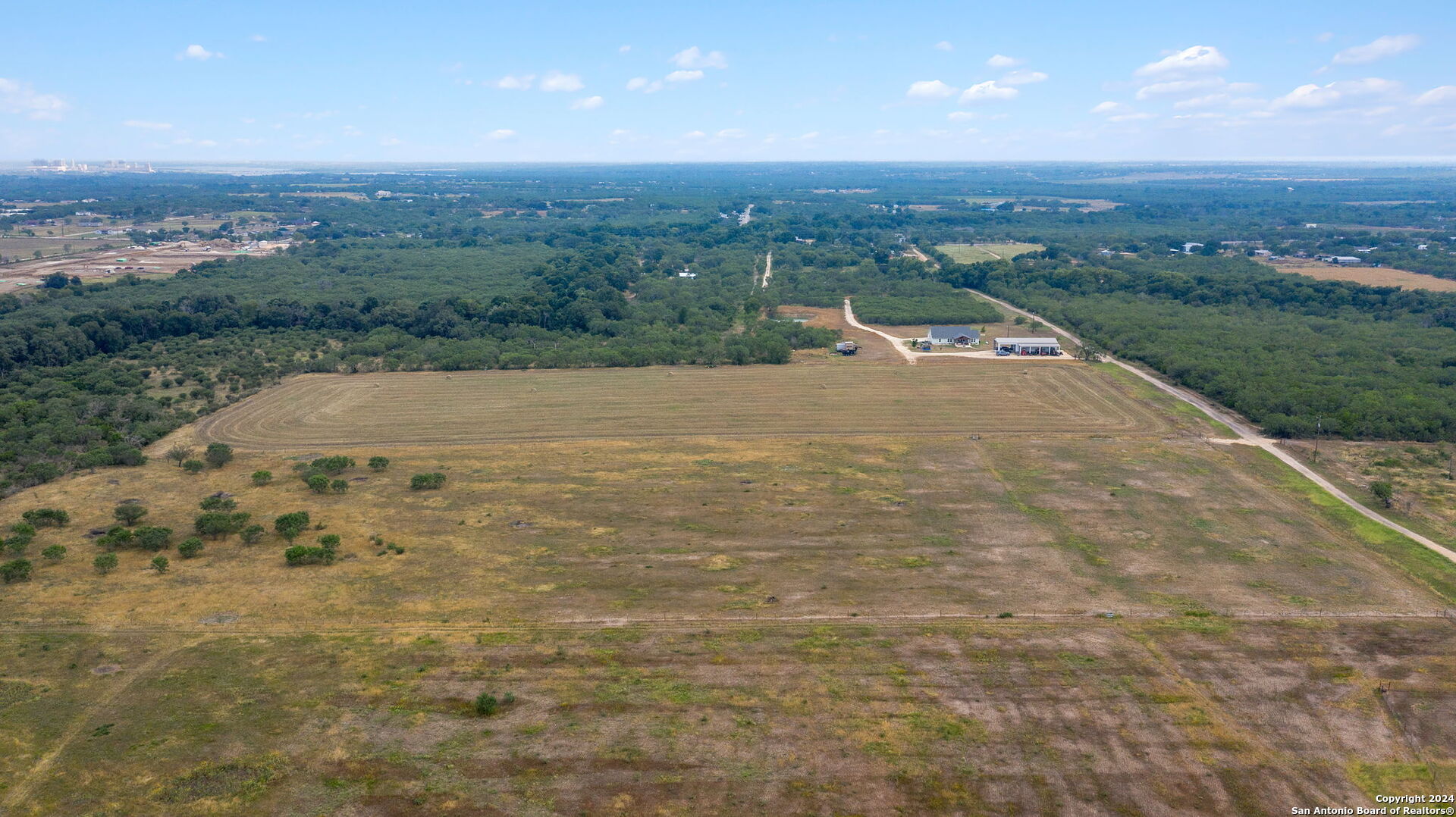 0000 New Sulphur Springs, San Antonio, TX 78263 — photo 1