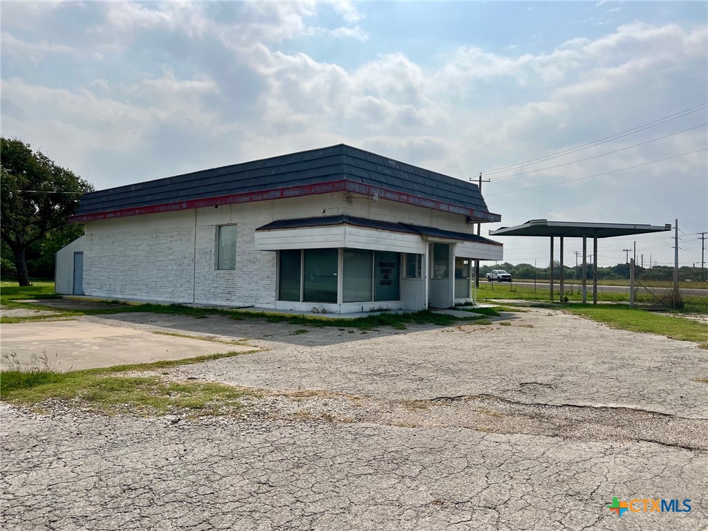 1101 State Highway 35, Point Comfort, TX 77978 — photo 1