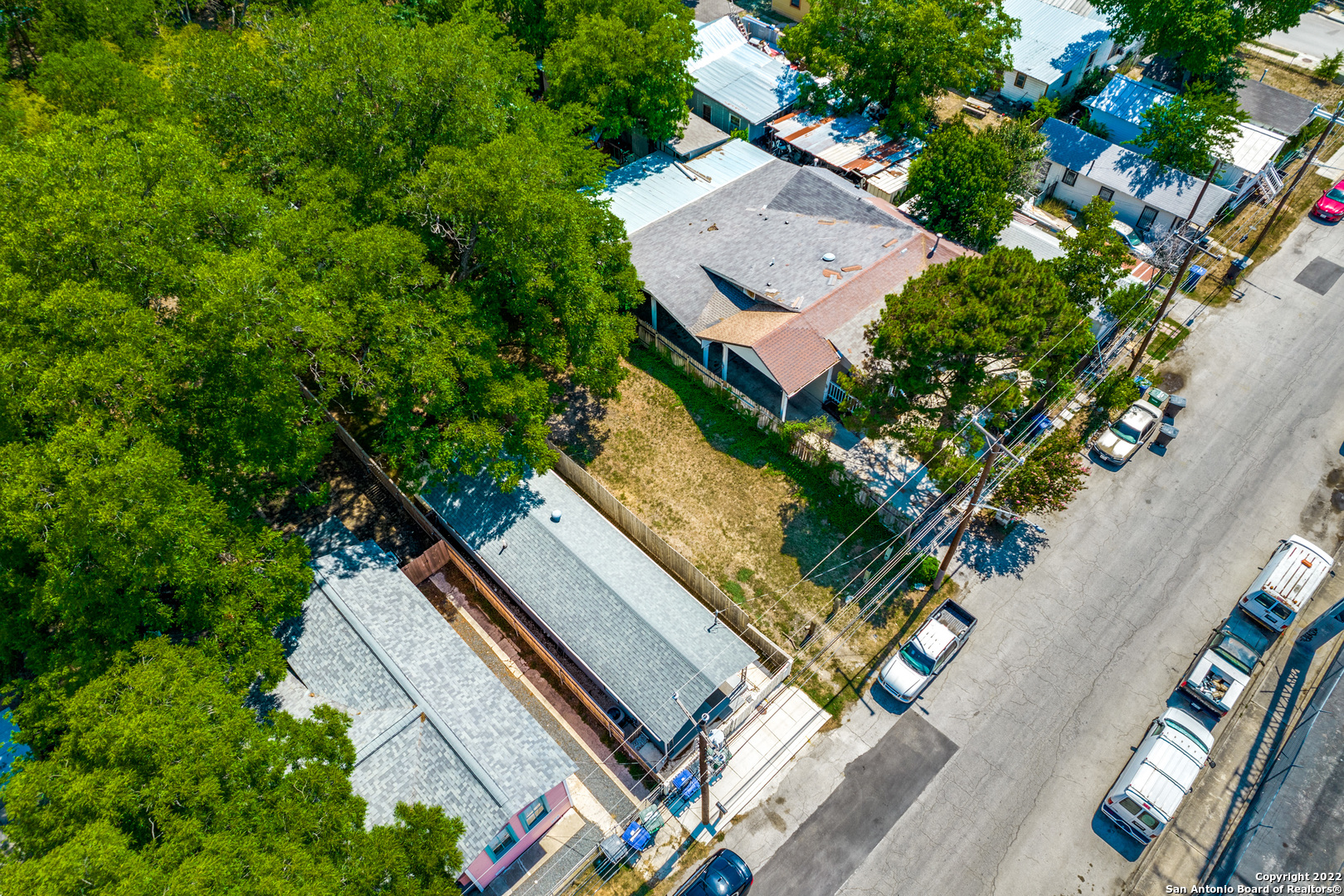 216 SHERMAN, San Antonio, TX 78202 — photo 1
