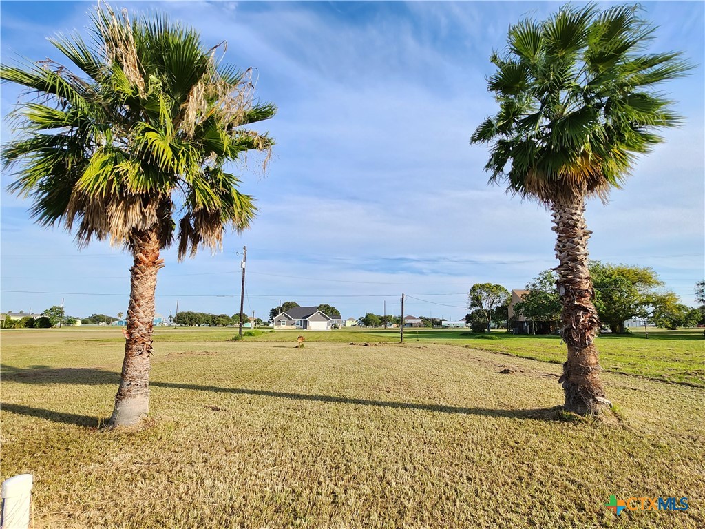 000 Mollnar Drive, Palacios, TX 77465 — photo 1