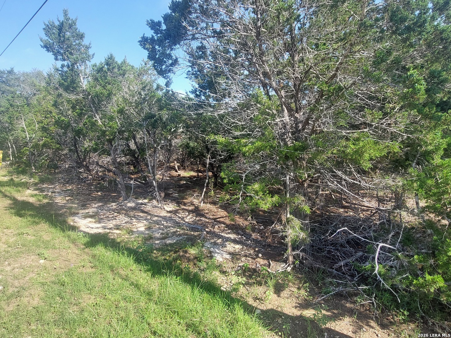 621 GLEN OAKS DR, Canyon Lake, TX 78133 — photo 1