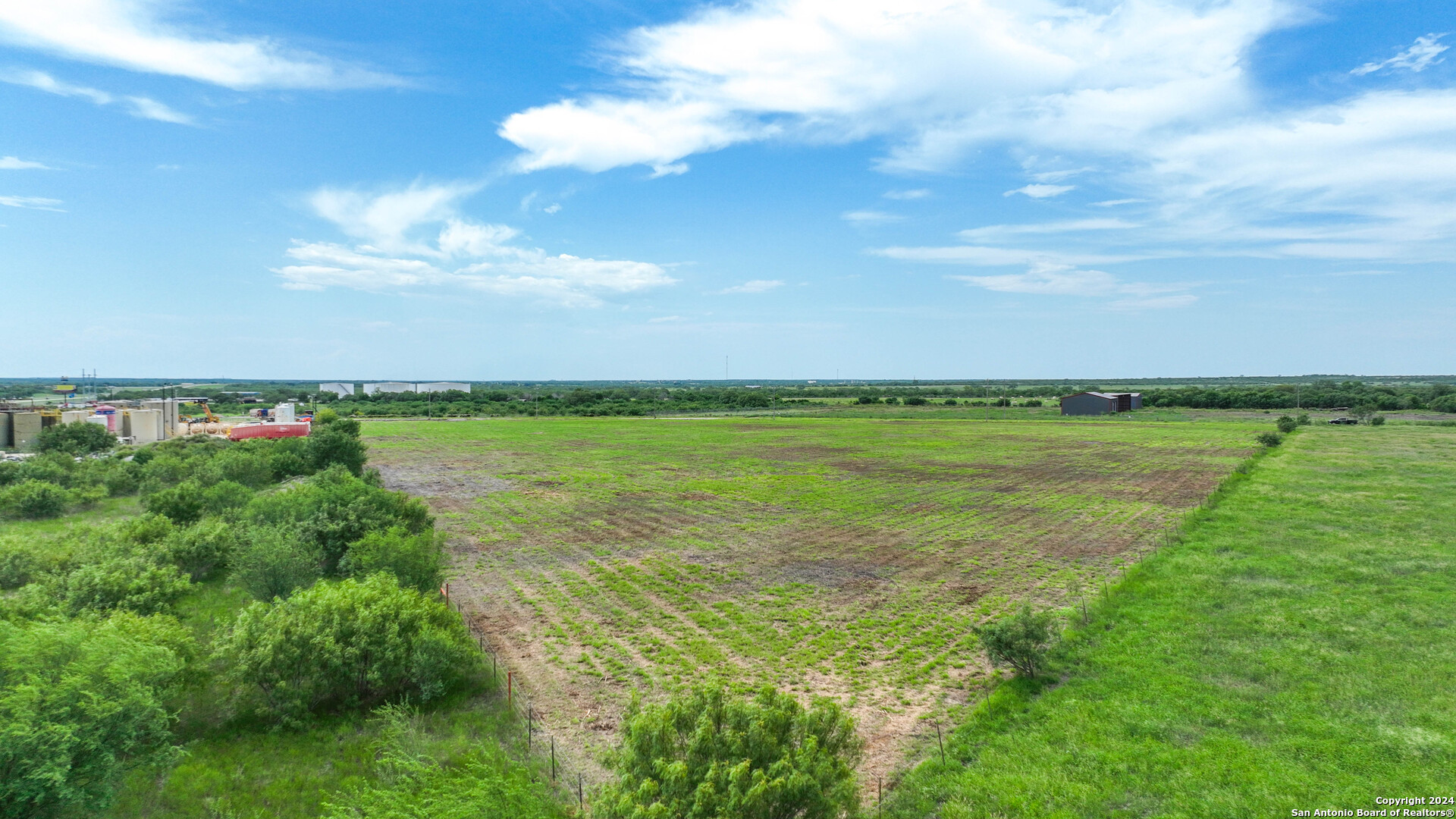 000 N I-37 Access Rd, Three Rivers, TX 78071 — photo 1