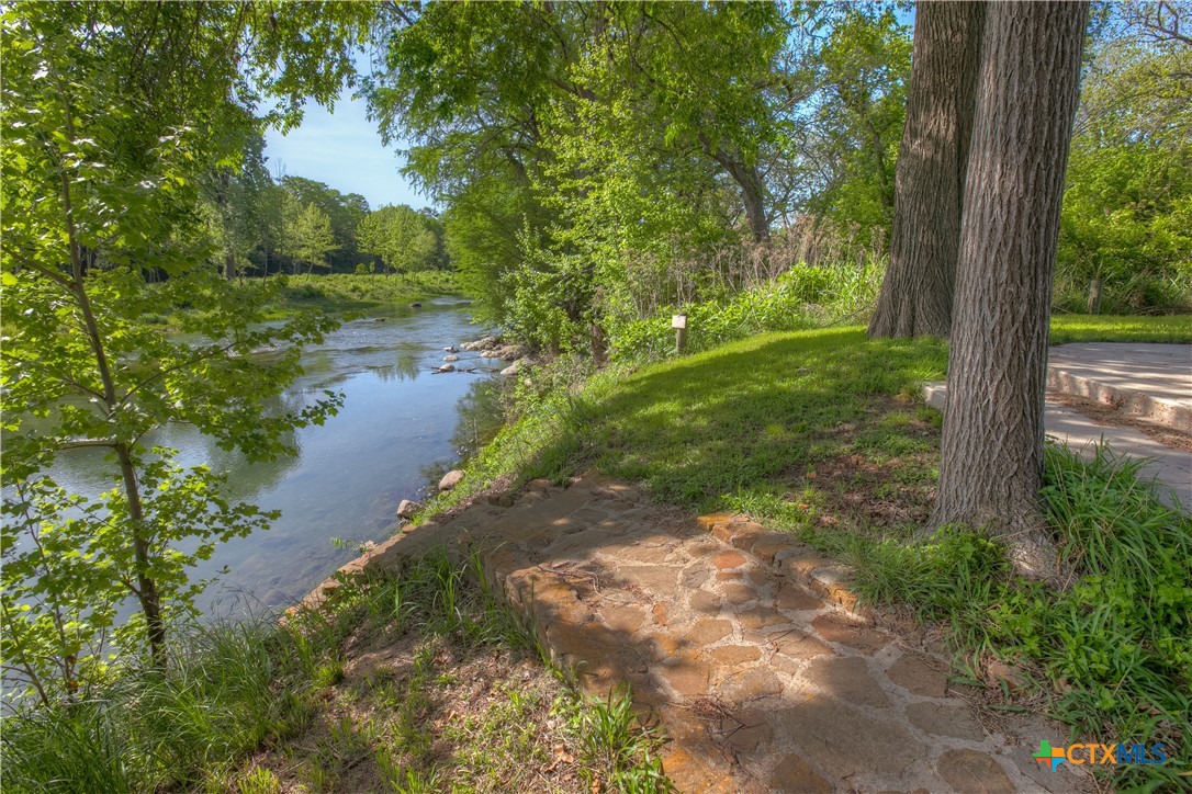 1390 Ervendberg Avenue, New Braunfels, TX 78130 — photo 1