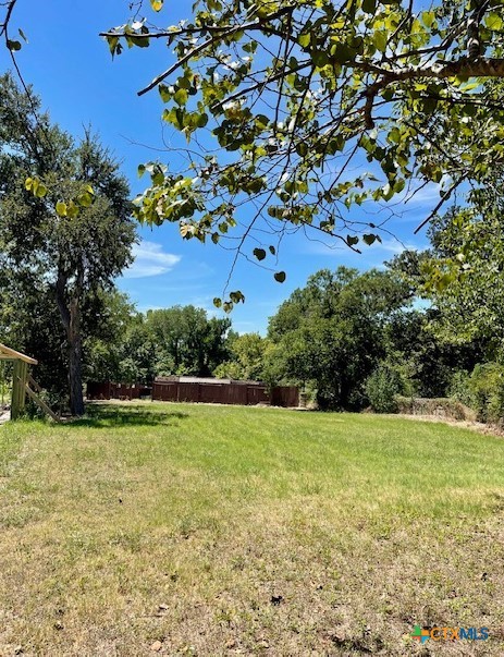 505 E 4th Street, Cameron, TX 76520 — photo 1