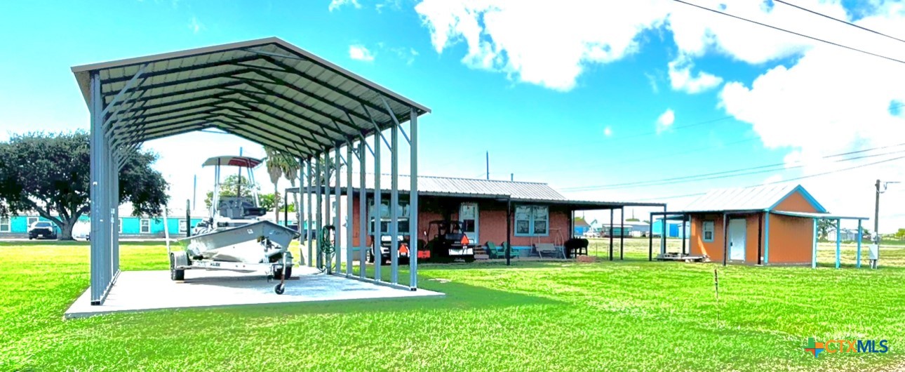 101 N 13th Street, Seadrift, TX 77983 — photo 1