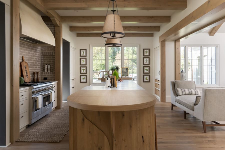 Warmly detailed luxury kitchen
